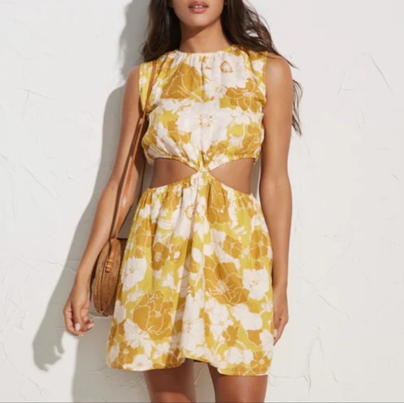 Faithfull the Brand Dresses & Skirts - Faithfull the Brand Mini Floral Dress